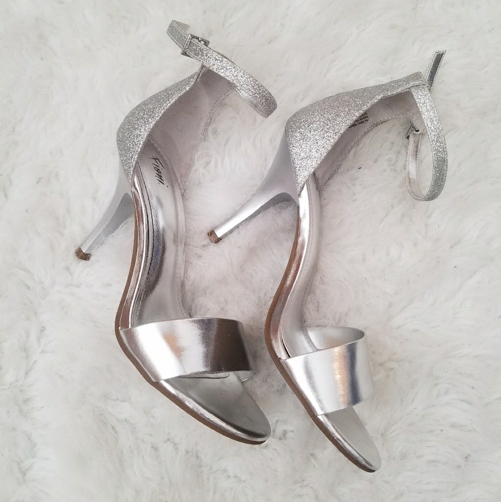 Silver  heels